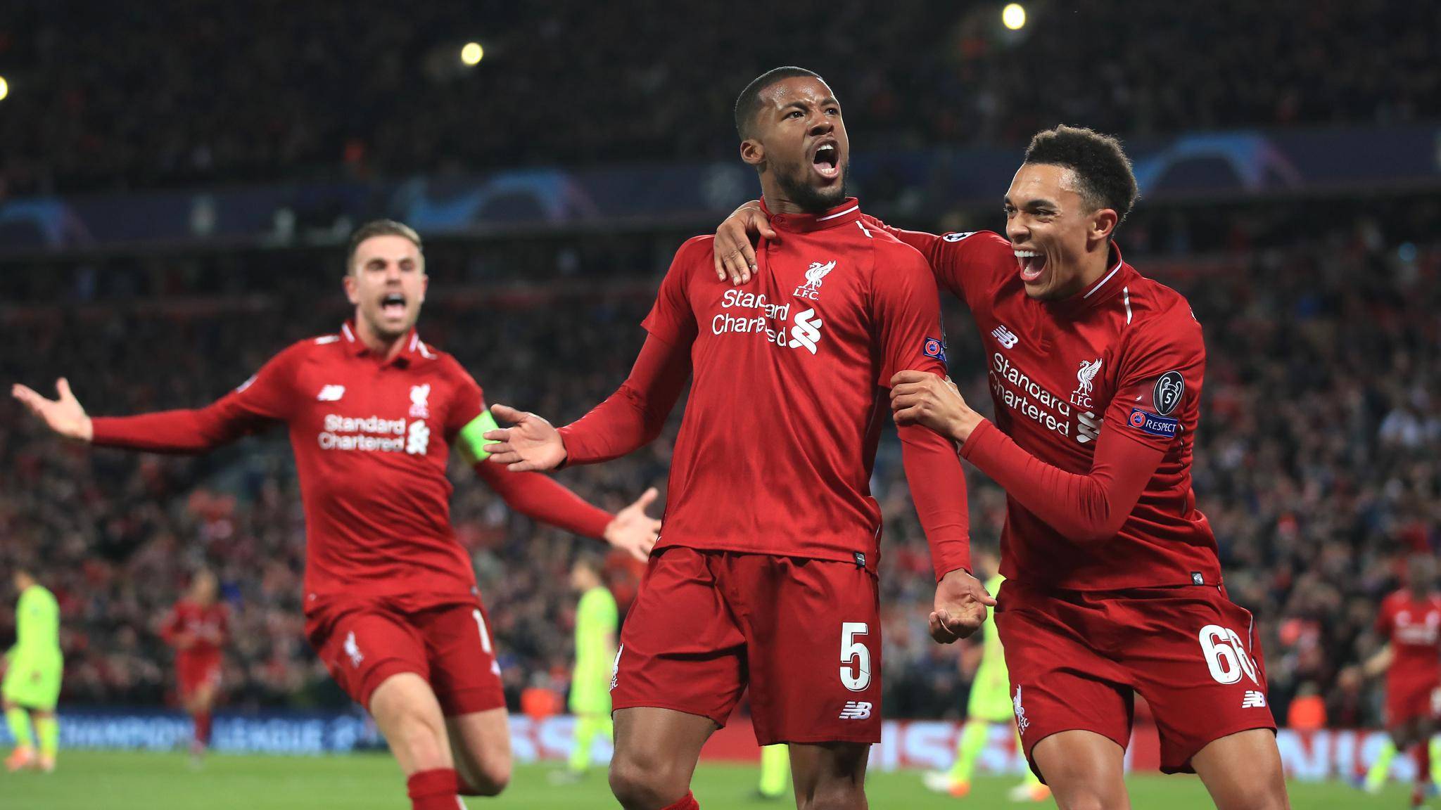 包含利物浦主场气氛火爆，球迷助威成强大后盾的词条