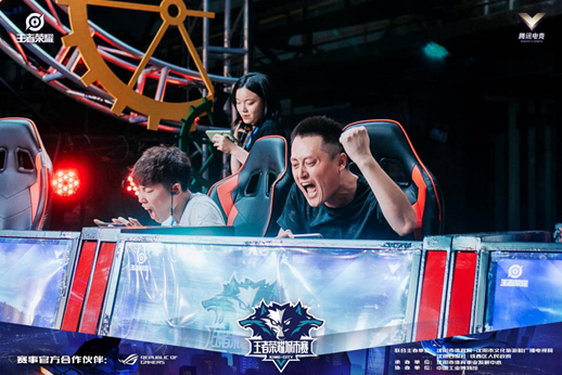 包含凭借一波幽影小队，英雄联盟世界杯成功高光操作，现场全场沸腾的词条