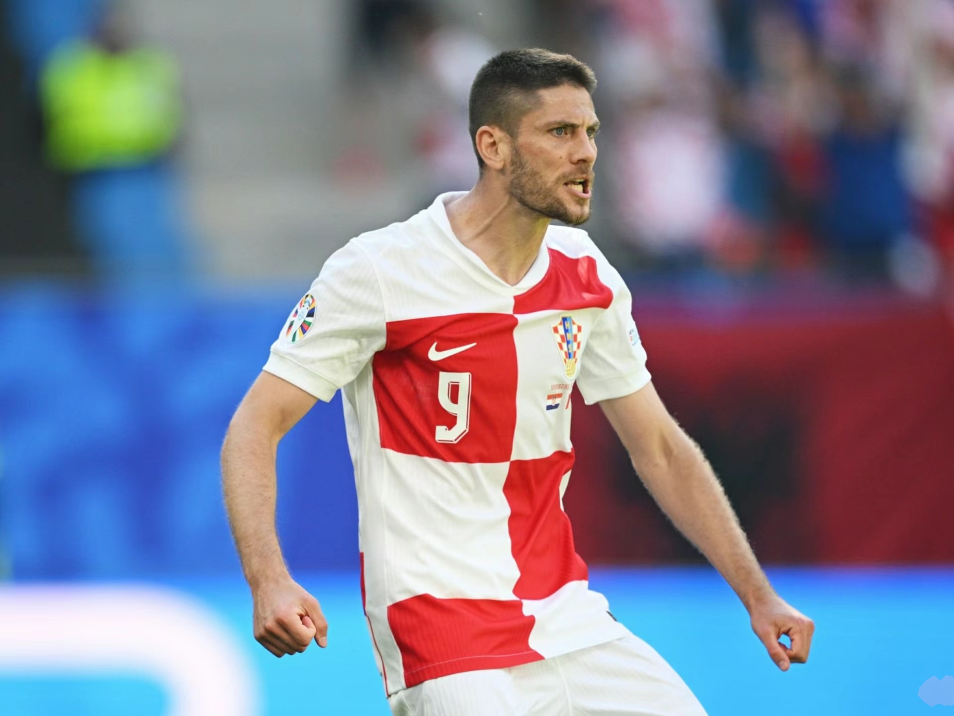 米兰体育馆-阿尔巴尼亚备战欧洲杯预选赛，实力强劲