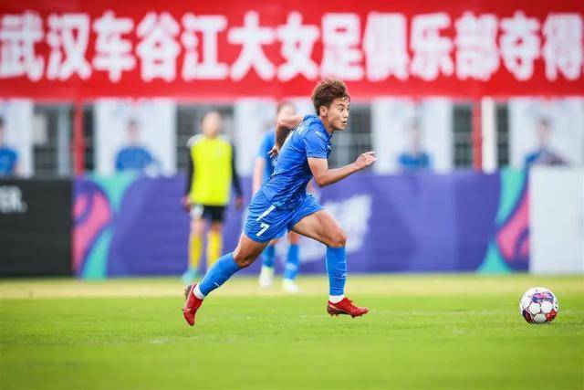 米兰体育亚洲官网-关于亚眠队客场不败，挺进积分榜前列的信息