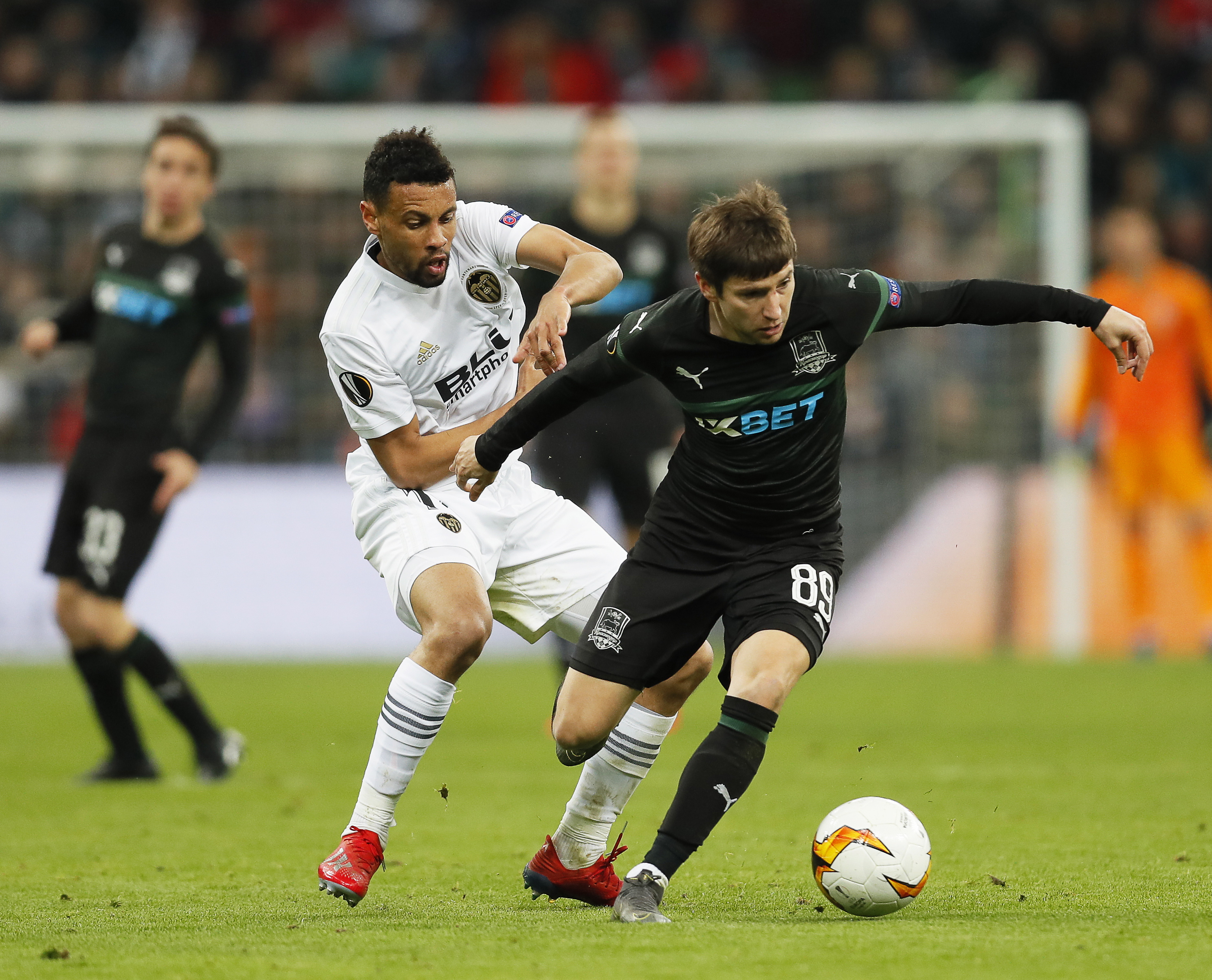 米兰体育地址-包含欧洲足球联赛强队势如破竹，实力尽显的词条