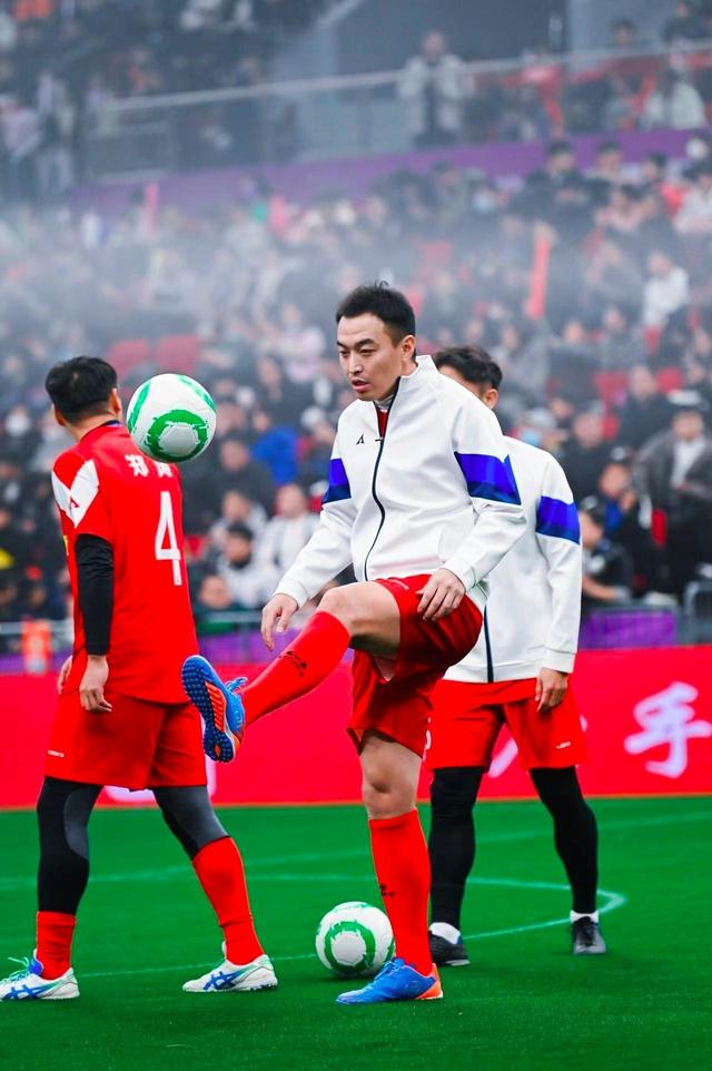 米兰体育app-包含精彩纷呈！备受瞩目的足球盛事即将展开的词条