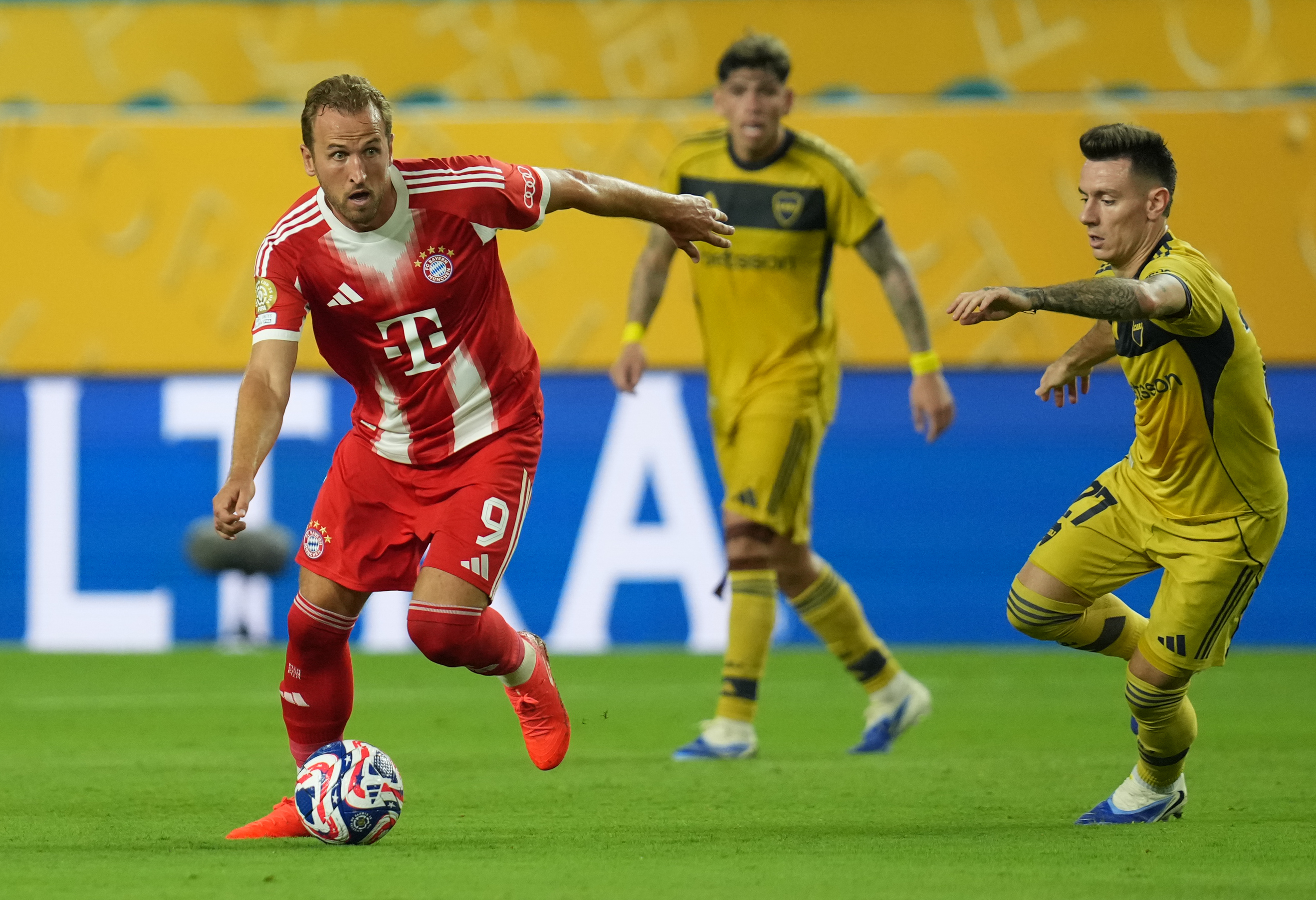 米兰体育vip注册-关于拜仁慕尼黑主场大胜，提前晋级淘汰赛的信息