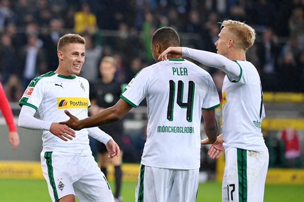 门兴主场被马赛击败，客队获胜引起热议