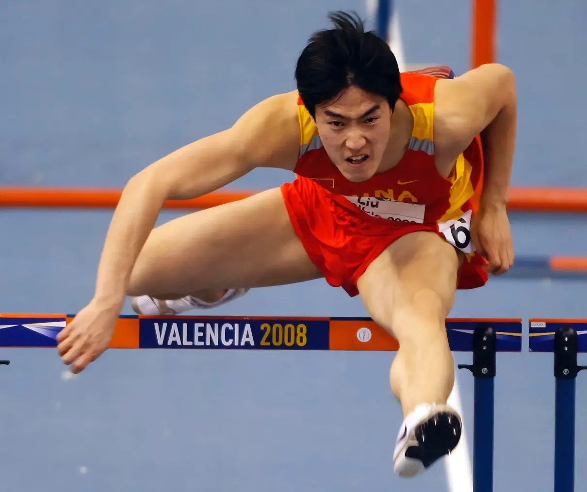 米兰体育vip注册-田径比赛中中国选手突飞猛进取胜