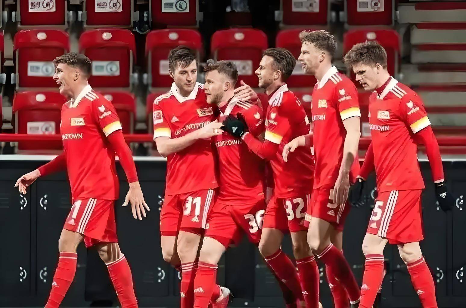 关于沃尔夫斯堡主场大胜，士气高涨的信息