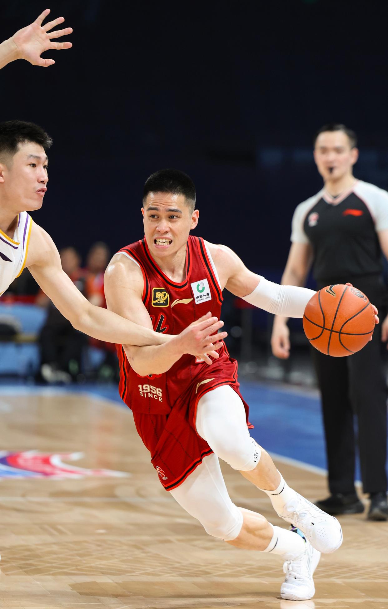 关于北京控股与CBA联盟合作推出全新赛事，引领中国篮球发展新风向的信息