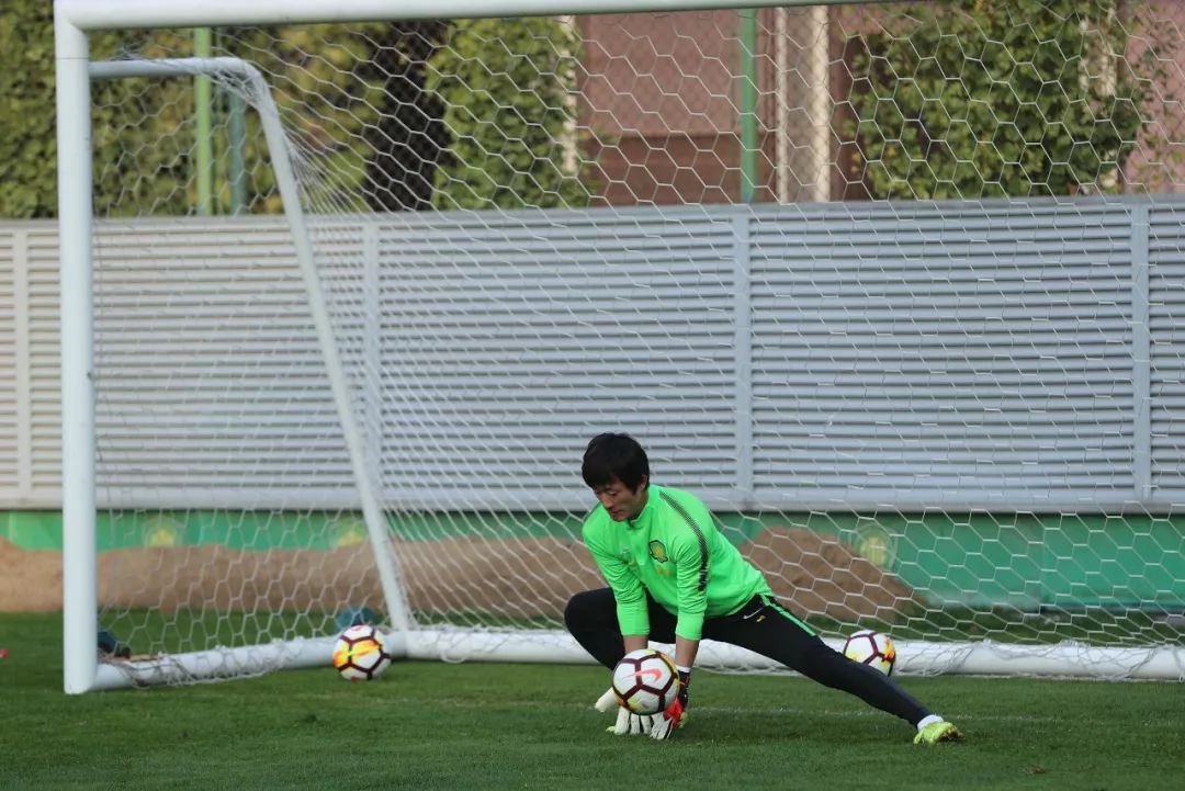 米兰体育网页版-完美备战，国家队锻炼强度不减