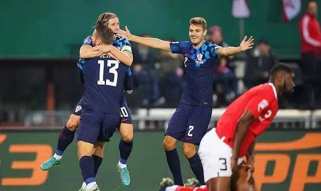 乌克兰队闯入欧国联比赛四强,成为黑马 乌克兰队闯入欧国联比赛四强,成为黑马