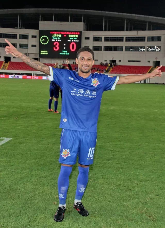 申鑫近期表现低迷,保级压力加大 申鑫近期表现低迷,保级压力加大