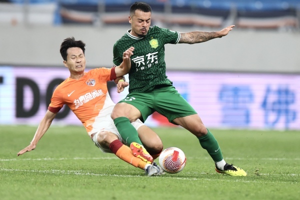 青岛海牛遭遇连败,保级形势岌岌可危 青岛海牛遭遇连败,保级形势岌岌可危