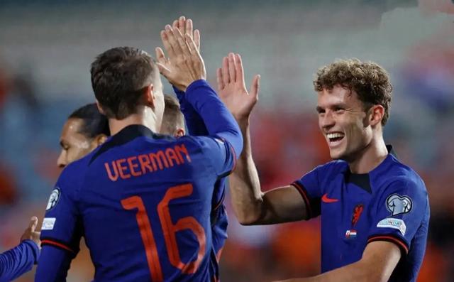 米兰体育网站入口-白俄罗斯胜出，领先晋级的简单介绍